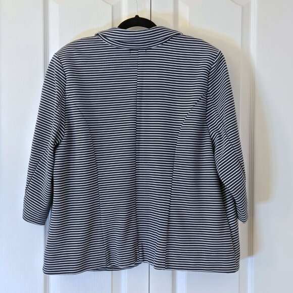 Reitmans Navy & White Striped Blazer | Size 18 | 3/4 Sleeve - Picture 2 of 8
